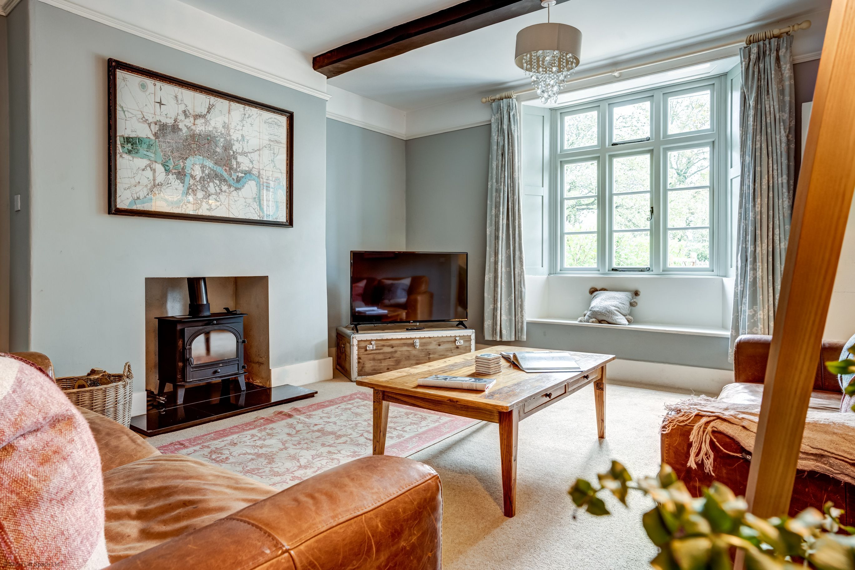 The Bladon Farmhouse - Lead Photo