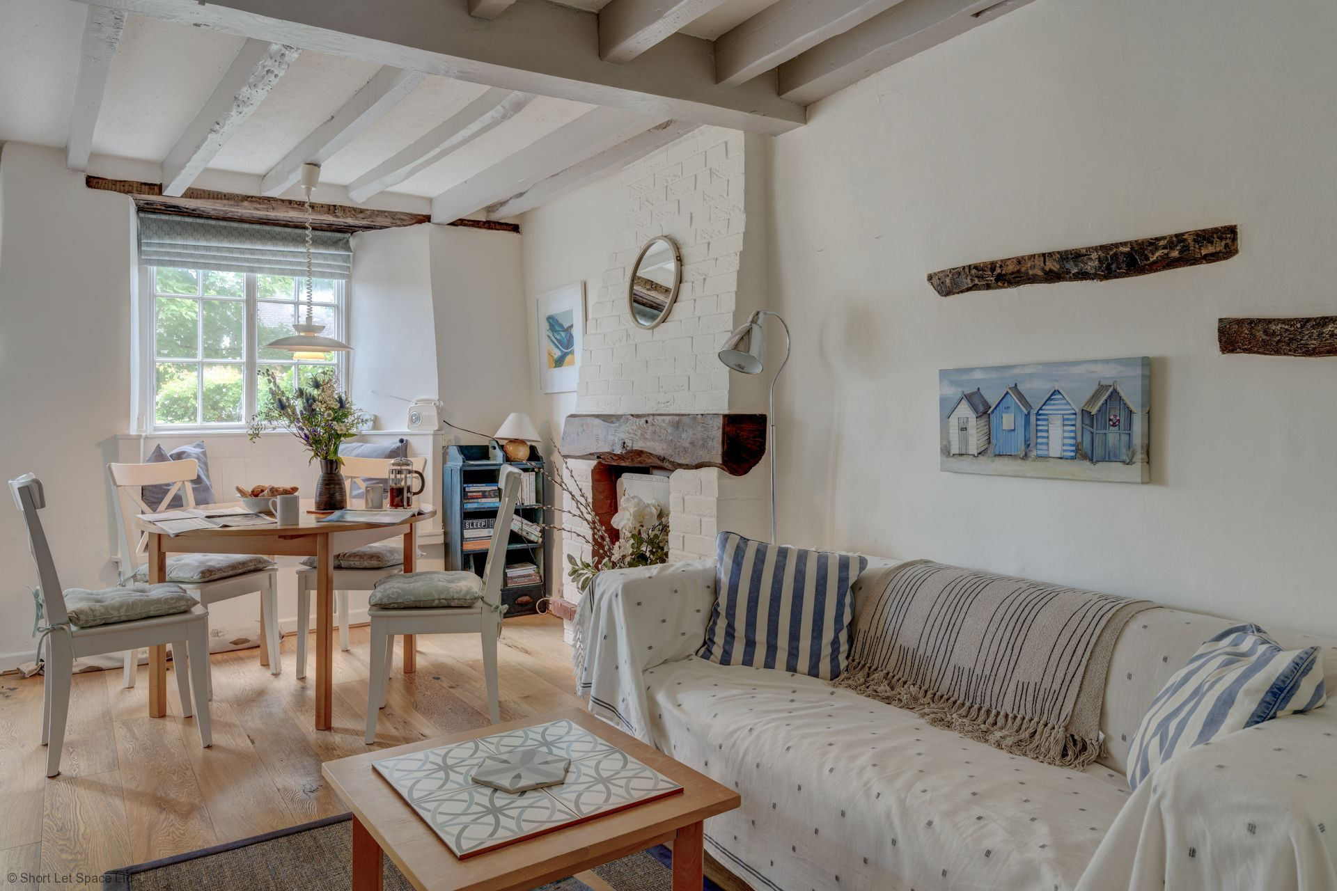 The White Cottage - Lead Photo