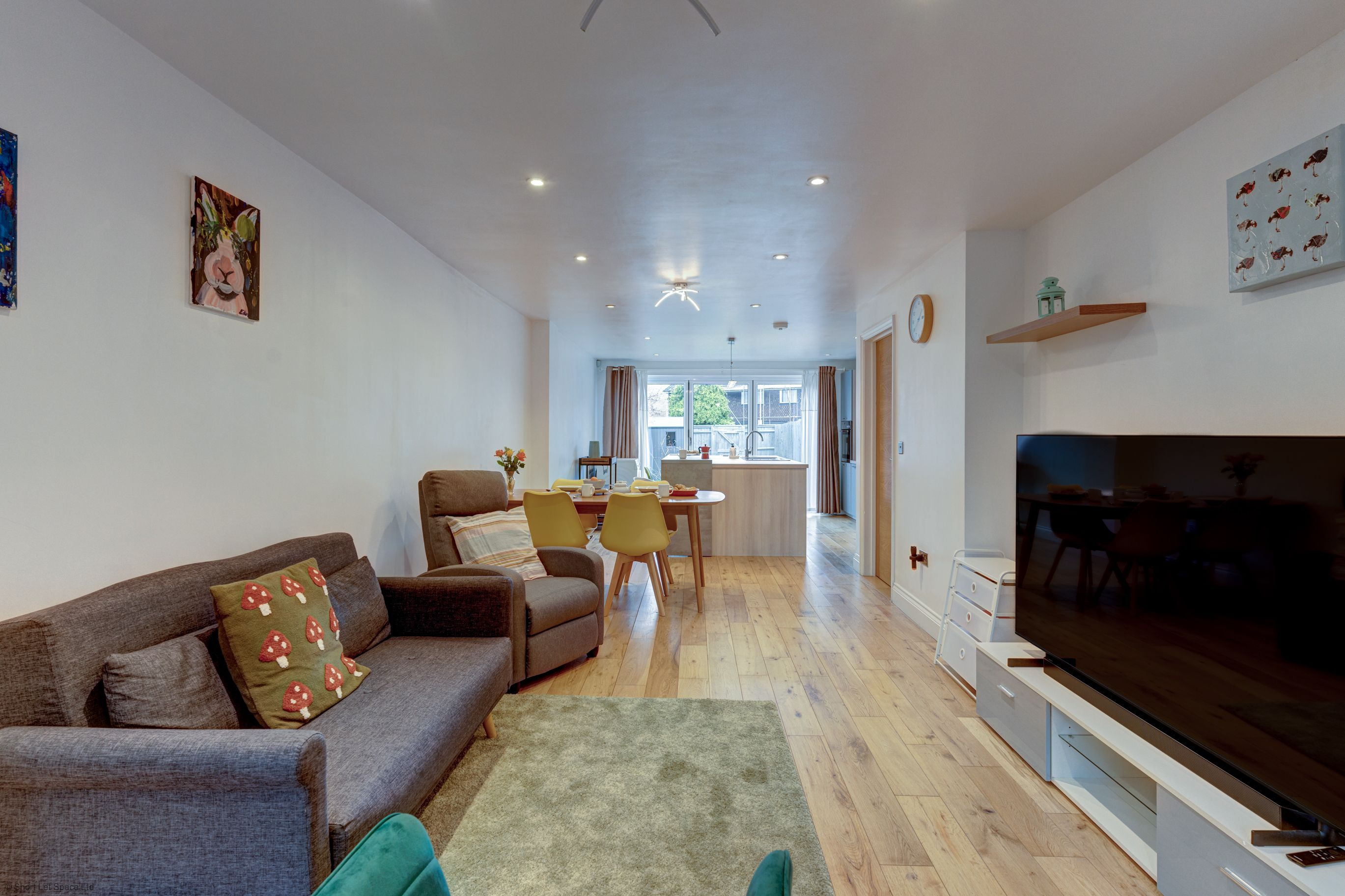 Lillies House - Lead Photo