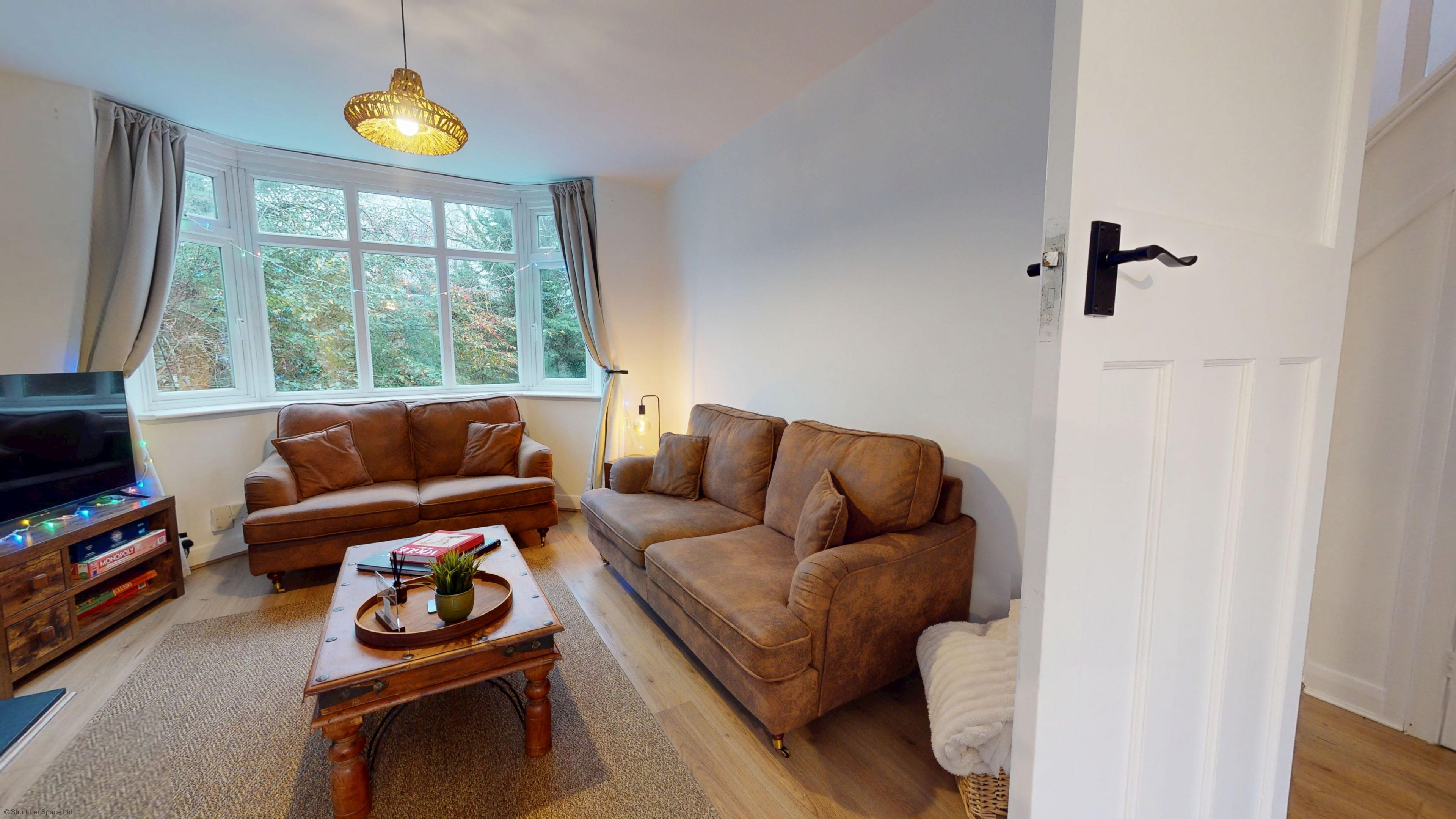 Lye Valley House - Lead Photo