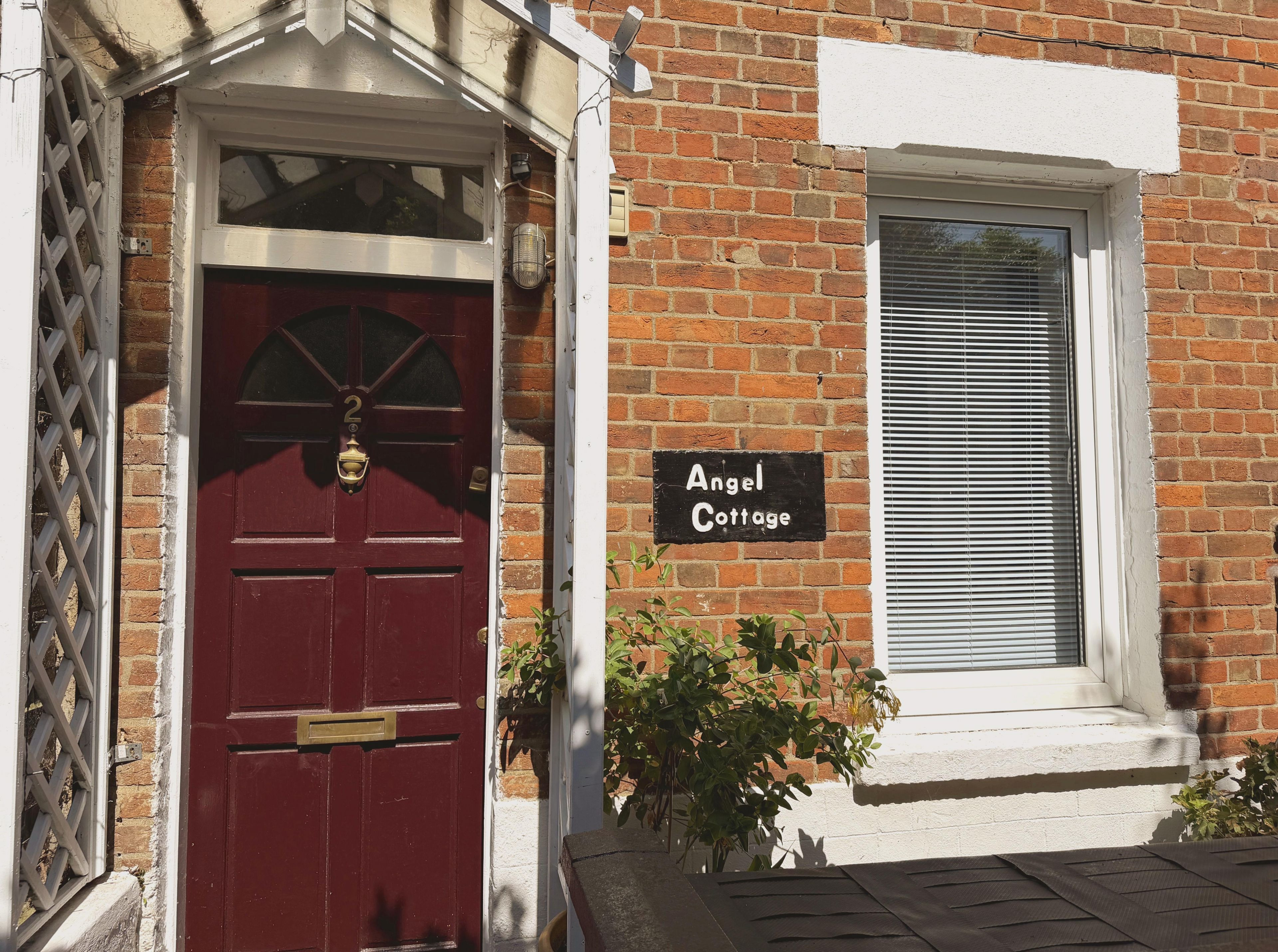 Angel Cottage - Lead Photo